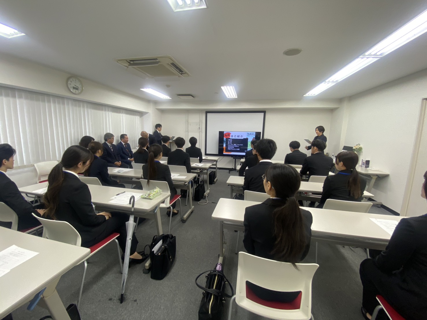 2025年10月1日 2026年度入社予定者 内定証書授与式を開催しました